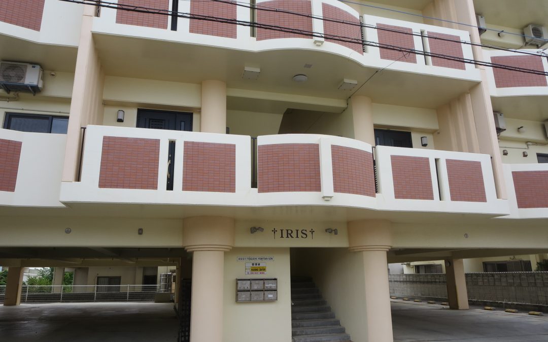 Apartment 🏢Yomitan-son,toguchi 2F